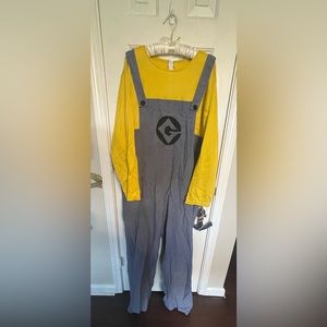 Minions Halloween costume.